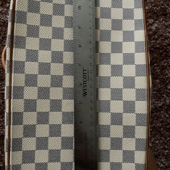 Louis Vuitton Damier Ebene GM Tote - Picture 9 of 13